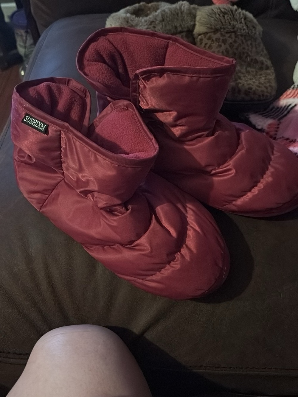 Muk Luks Quilted Puffer Slipper Boots in Burgundy Red